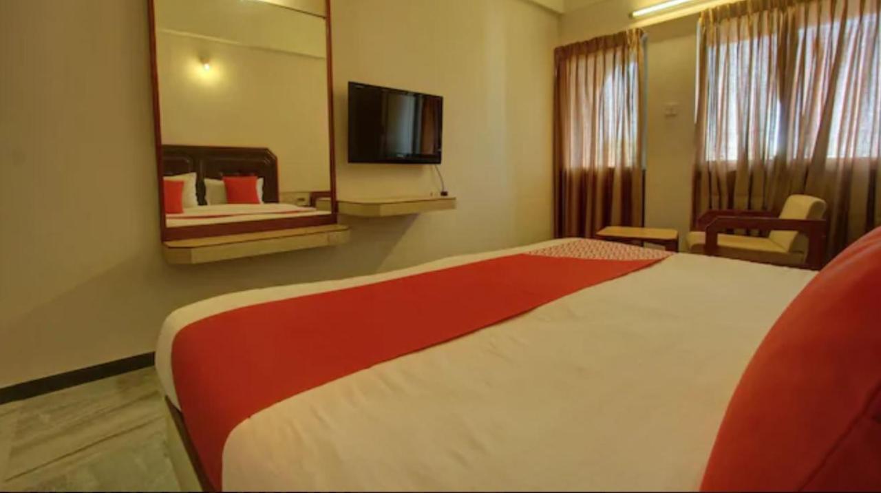 Hotel Padmam Мадурай Екстер'єр фото