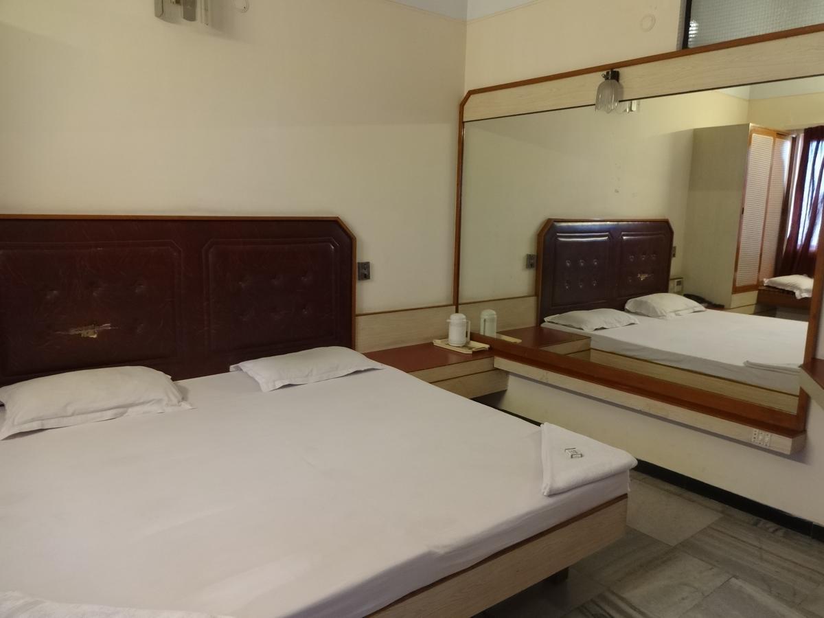 Hotel Padmam Мадурай Екстер'єр фото