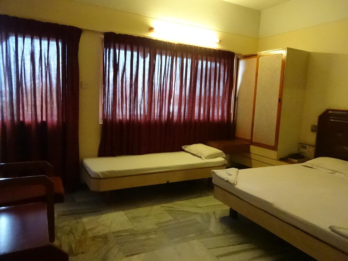Hotel Padmam Мадурай Екстер'єр фото